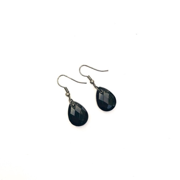 𝅺Black Oval Pendant Earring - Picture 2 of 6